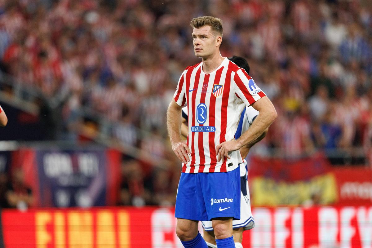 穆斯卡特：莱昂纳多进球被吹和红牌两个瞬间对比赛走势非常有影响